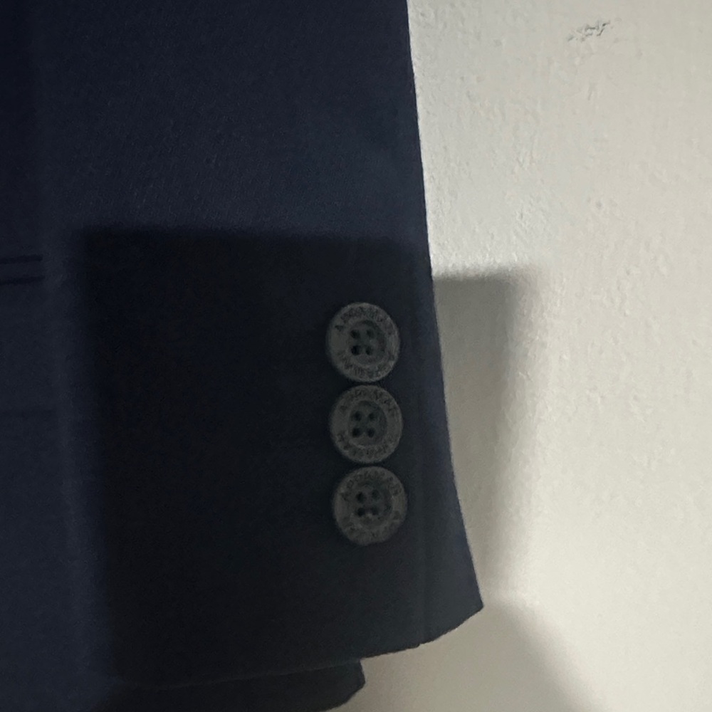 Appaman Fine Tailoring Classic Navy Blue Toddler Suit - Picture 6 of 10